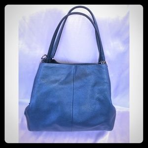 Coach Metallic Blue Phoebe 👛👗